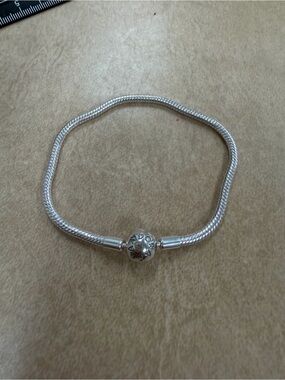 Pandora Silver Tone Snake Chain Bracelet with Logo Clasp 7.75 inches new no box